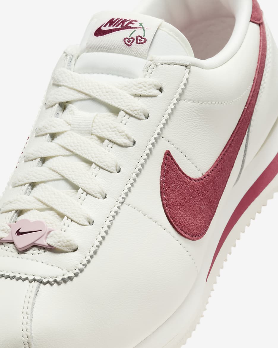 Nike cortez pink online